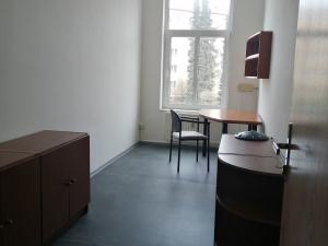 Pronájem kanceláře, Sokolov, nábřeží Petra Bezruče, 30 m2