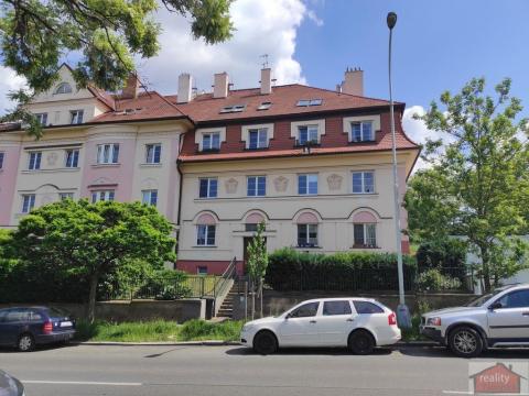 Prodej bytu 4+kk, Praha - Smíchov, Peroutkova, 151 m2